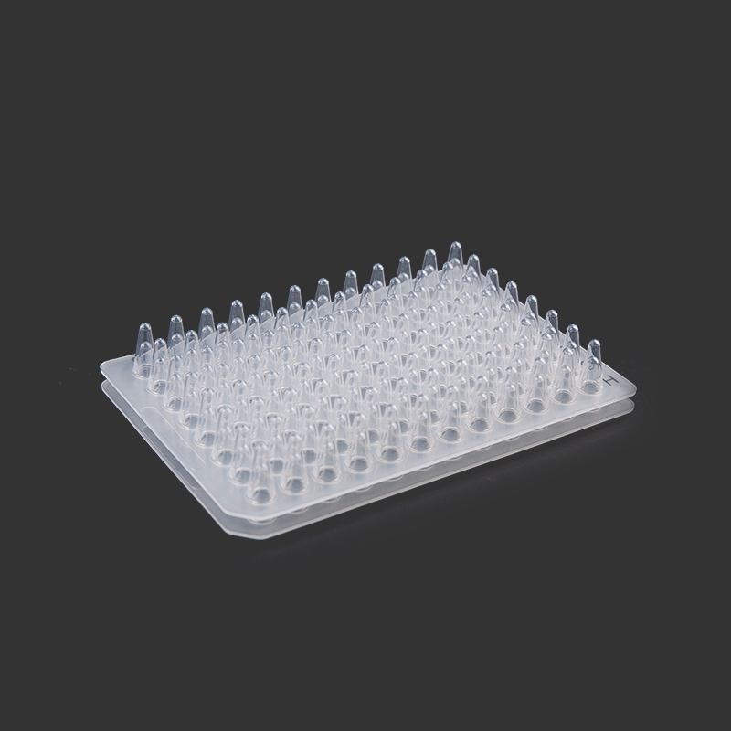 스커트가 없는 96웰 PCR 플레이트